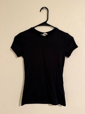 H&M Black Short Sleeve Crew Neck Tee
